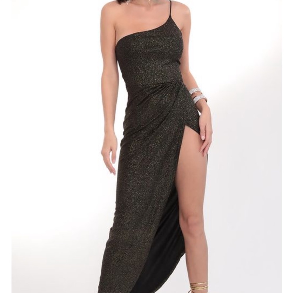 Lucy in the sky, milani shoulder maxi in sparkling black gold